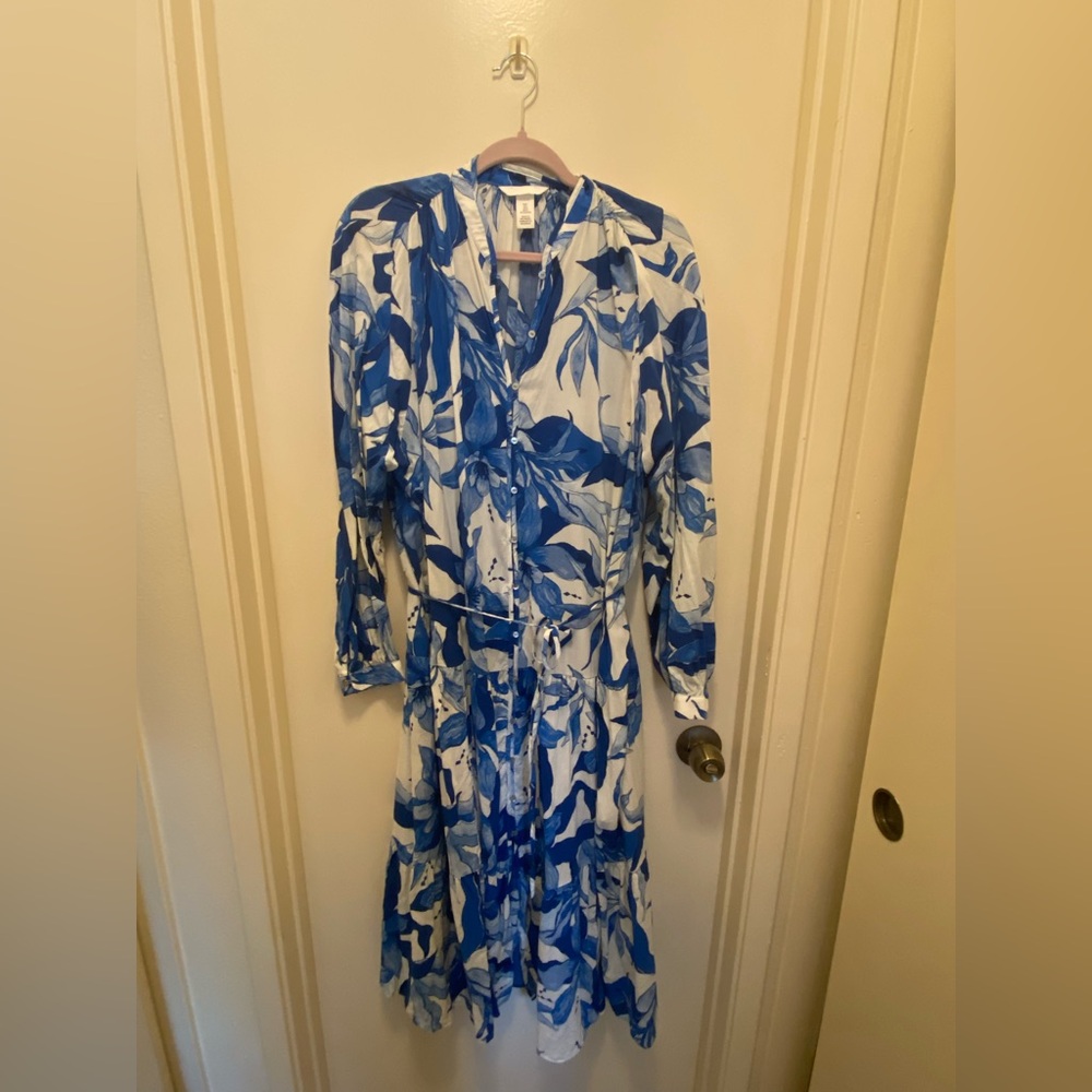 H&M Floral Blue and White Long Sleeve Dress